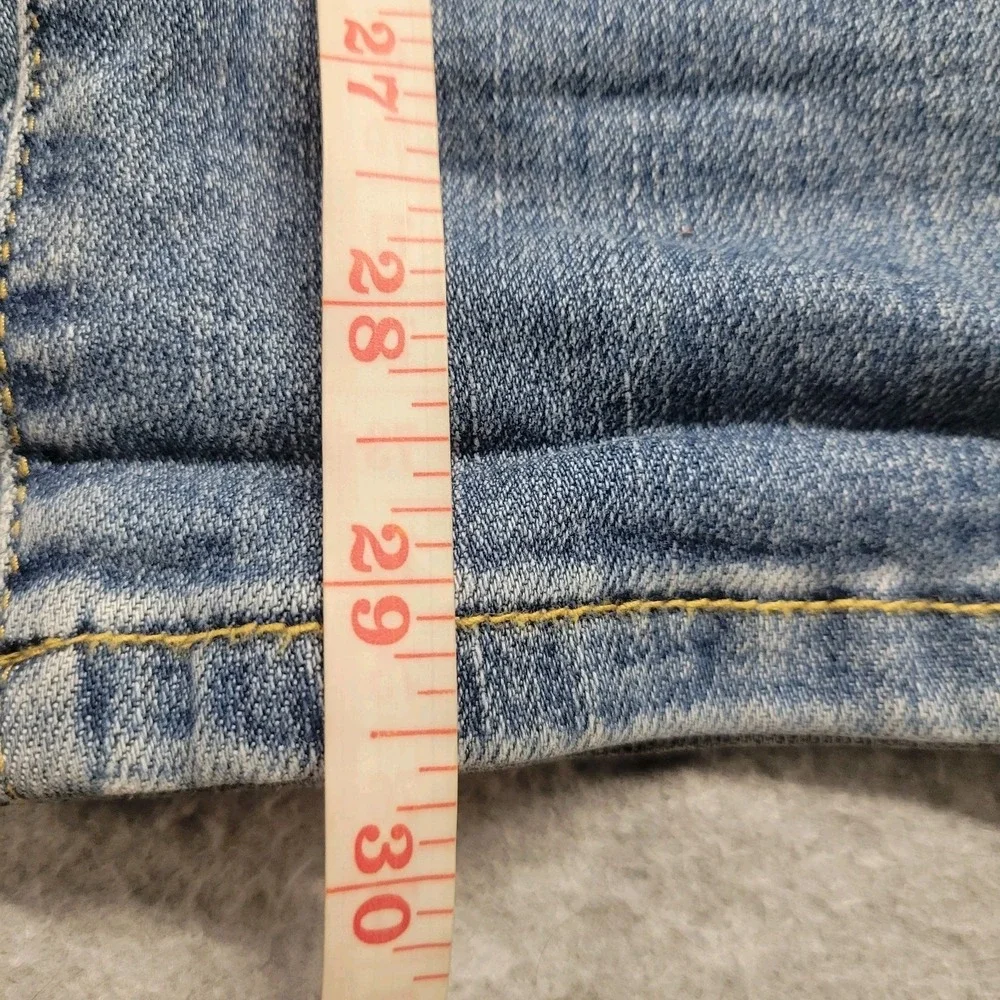 Judy Blue Los Angeles Boyfriend Distressed Jeans Light Wash Size 5/27 Denim
